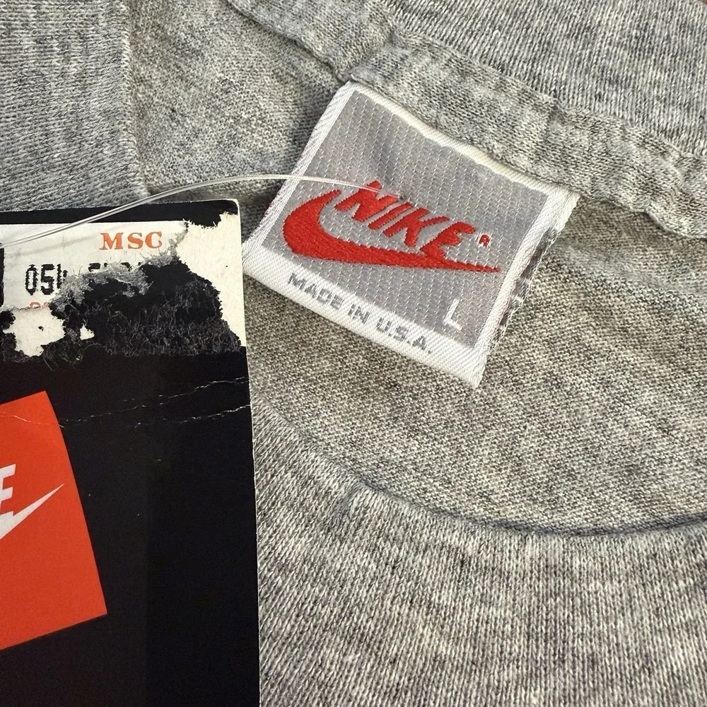Vintage Nike T Shirt Mens Large Swoosh Graphic Spellout Single Stitch USA 90's